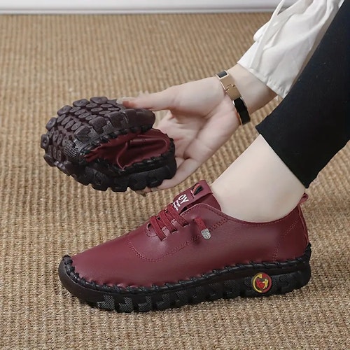 Women's Handmade Flat Sneakers, Solid Color Lace Up Round Toe Faux Leather Shoes, Casual Walking Shoes Color (Burgundy) Size (9.5)
